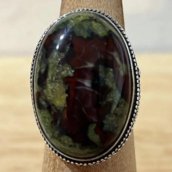 925 STAMPED STERLING SILVER OVERLAY DRAGON BLOOD GEMSTONE STATEMENT RING SIZE 7 - Picture 9 of 9